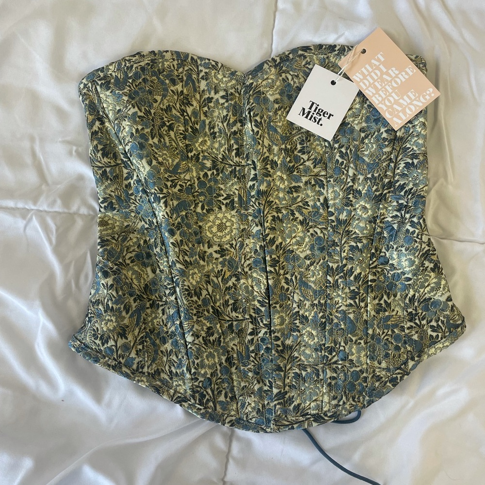 Tiger mist corset
